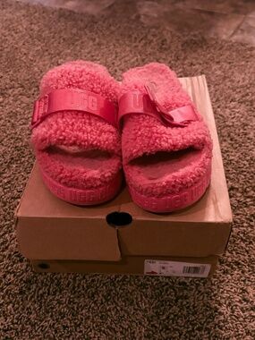 Pink Cozy Ugg platform Slide